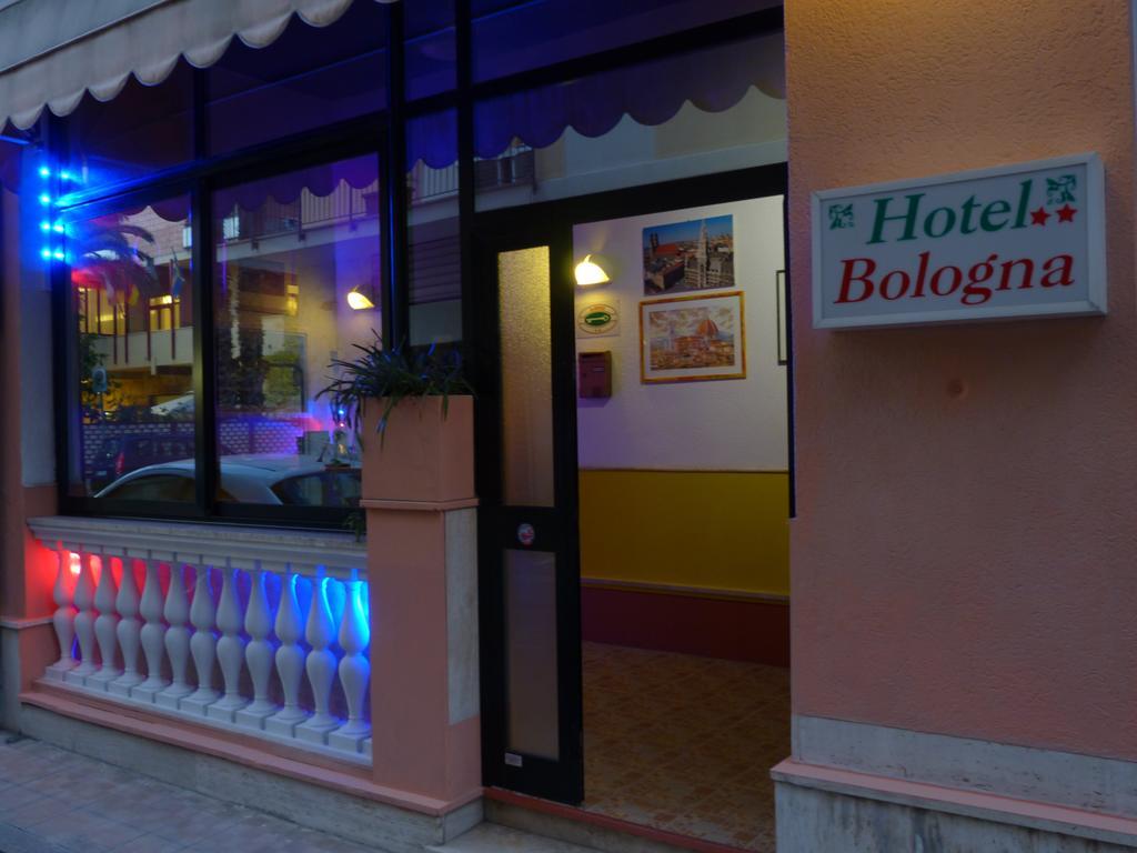 Hotel Bologna ซัน เบเนเดตโต เดล ตรอนโต ภายนอก รูปภาพ