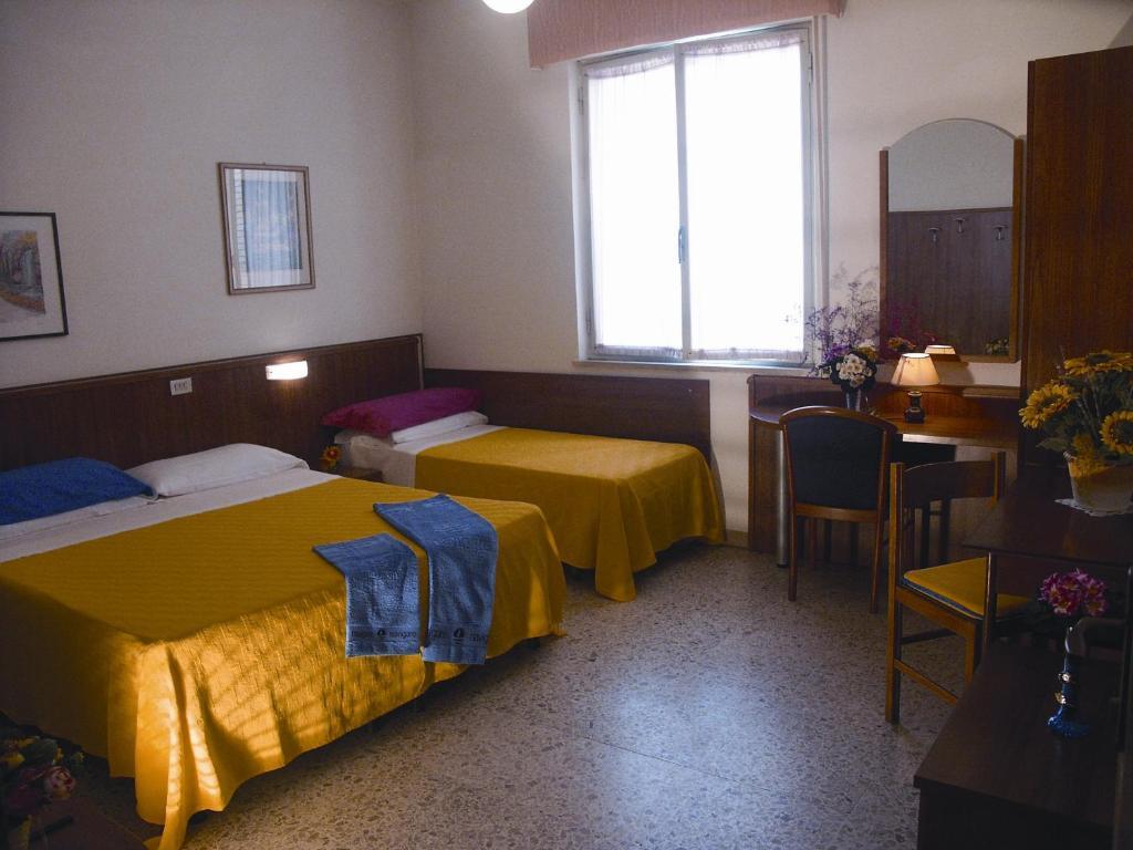 Hotel Bologna ซัน เบเนเดตโต เดล ตรอนโต ห้อง รูปภาพ