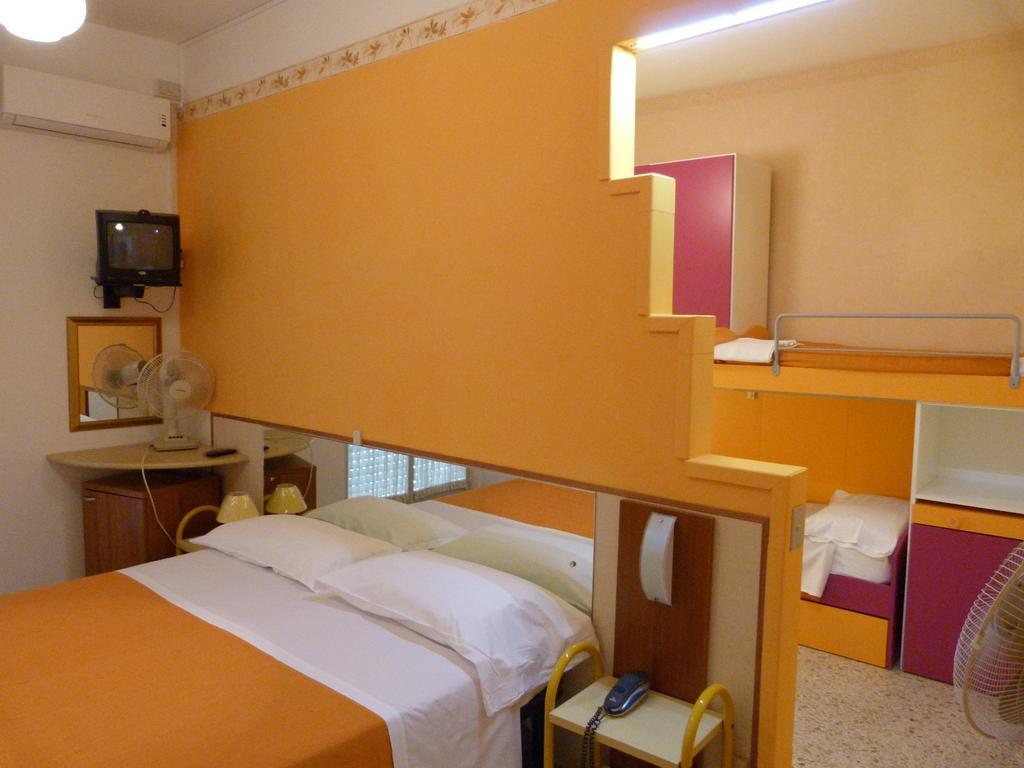 Hotel Bologna ซัน เบเนเดตโต เดล ตรอนโต ภายนอก รูปภาพ